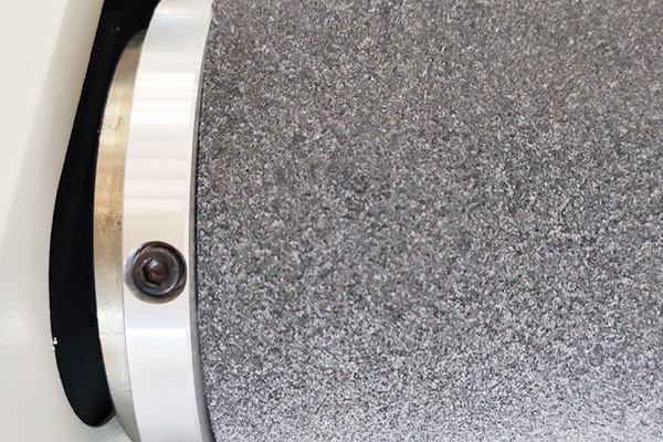 得马F11高速裁切机细节 得马F11高速裁切机细节