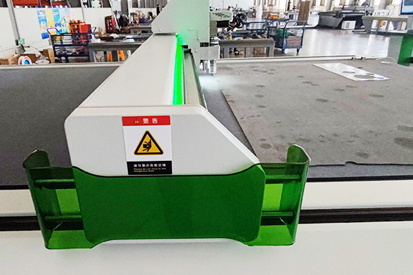 得马高速裁切机F11 得马高速裁切机F11